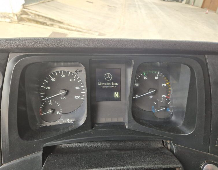 MERCEDES BENZ AROCS 3345S